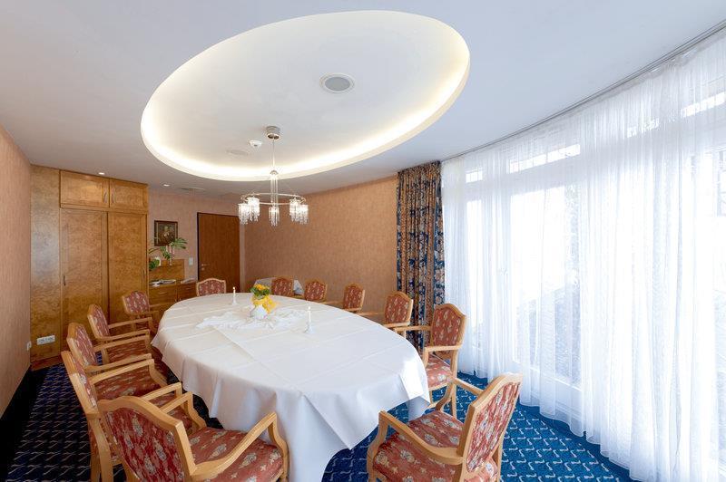 Western Schlossmühle Hotel 4*